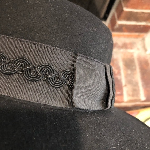 BLACK wool hat with brim. Made in Italy. Vintage. OS - Picture 2 of 4